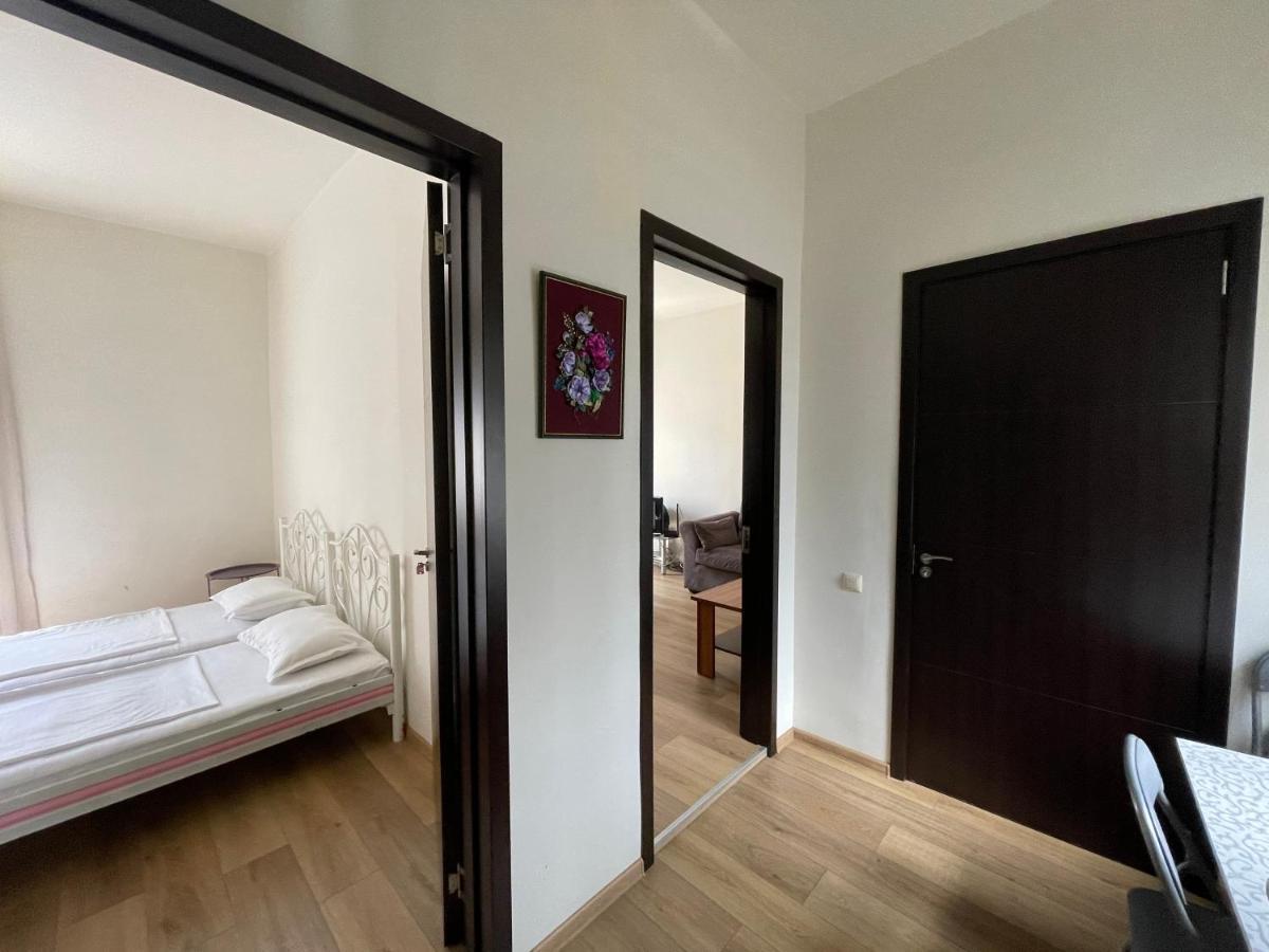 Apartment In The City Center - Old Batumi Exterior photo
